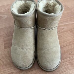 UGG original classic mini boots